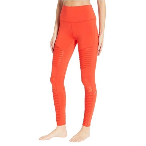 alo cherry pop leggings